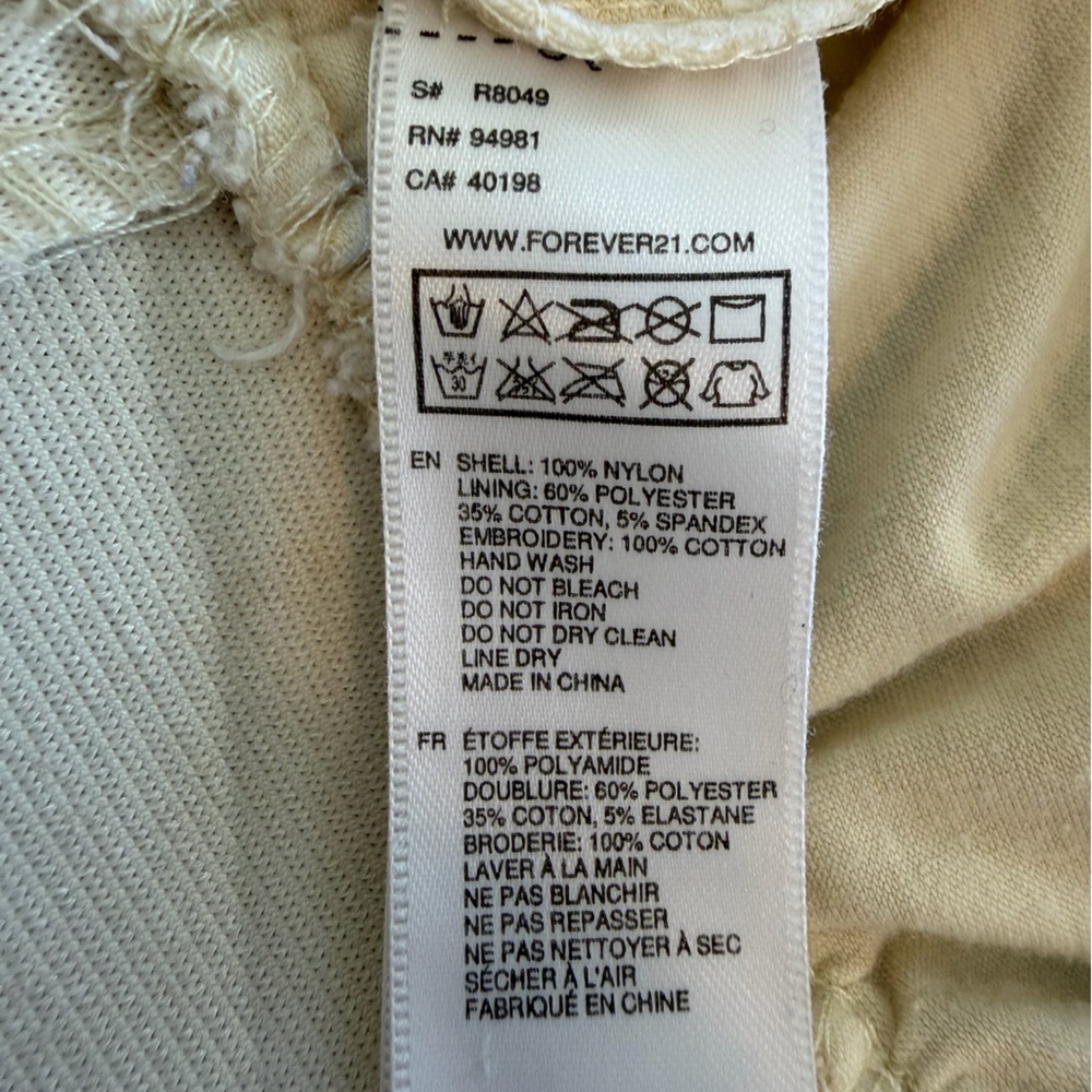 Forever 21 ivory lace skirt size L - Picture 3 of 11